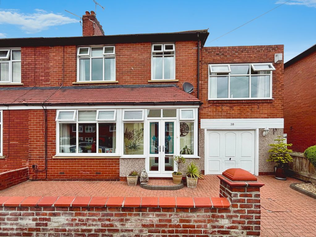 Property photo 1 of 22
