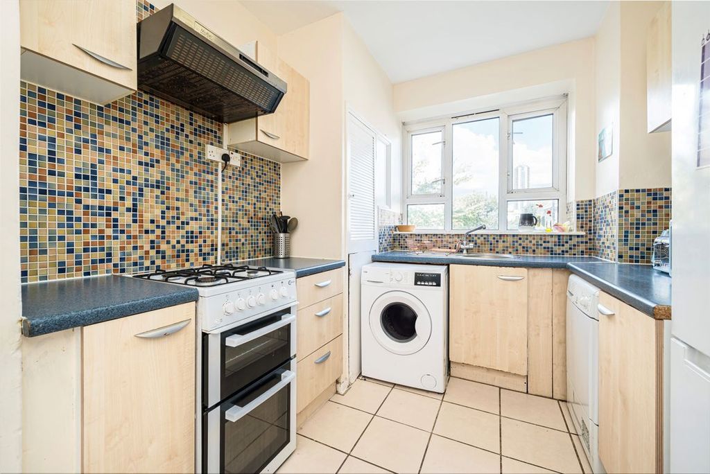 Property photo 2 of 7
