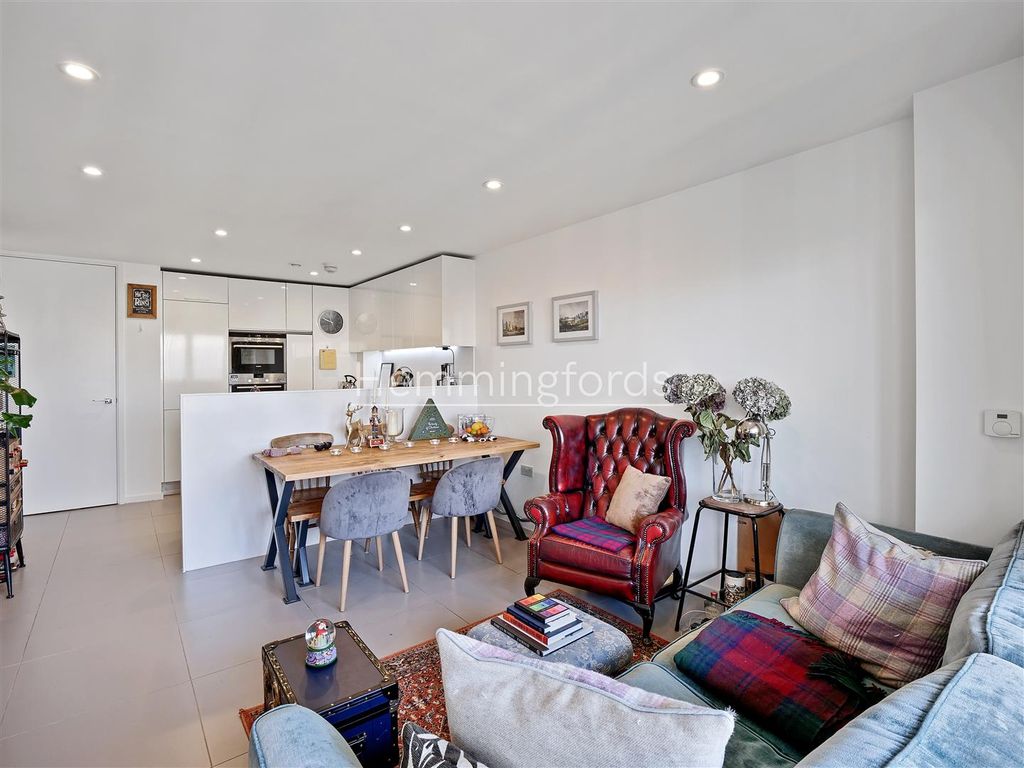 Property photo 3 of 13 7268A407-59d0-4255-Ae94-55Aa511Cab16Oshmf - 229 Da