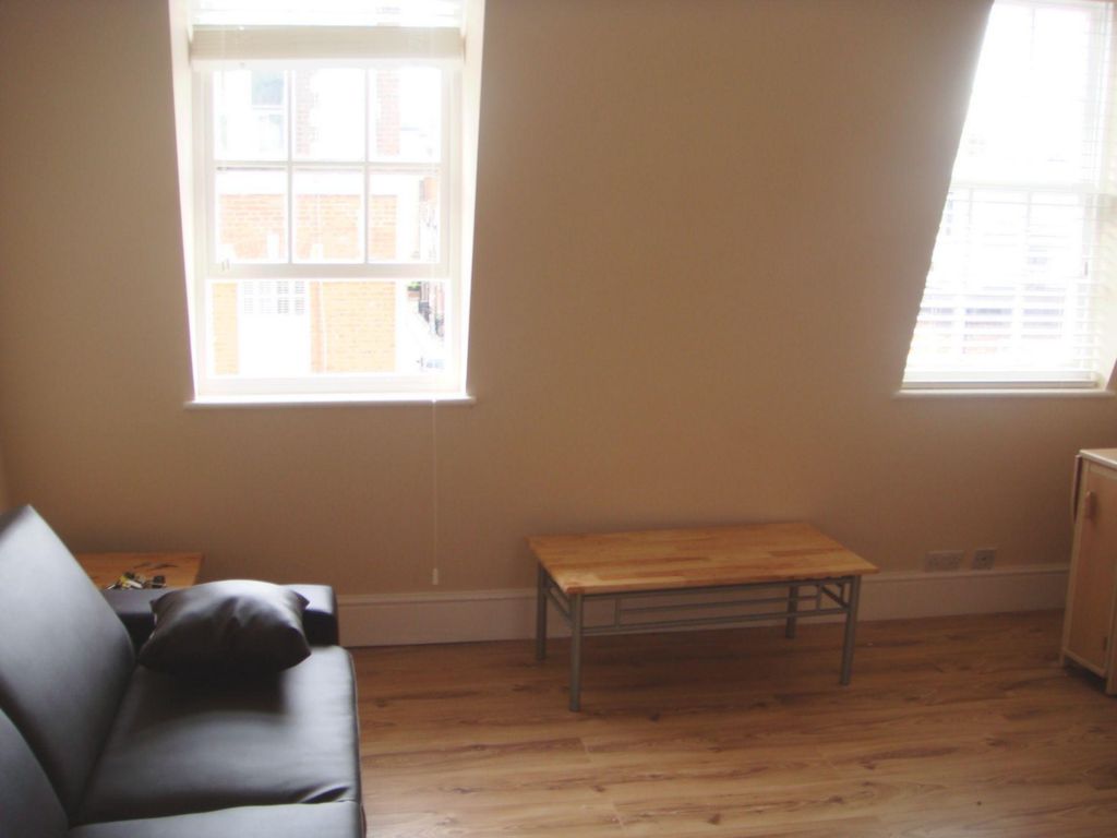Property photo 3 of 17 Photo 3