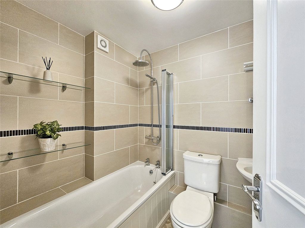 Property photo 2 of 10 Picture No. 03
