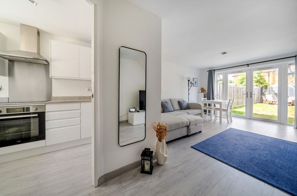 Property photo 3 of 18 1477783-4-6A3E94B...