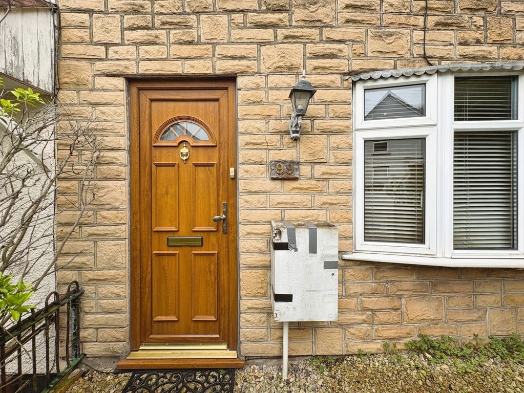 Property photo 1 of 17 Front