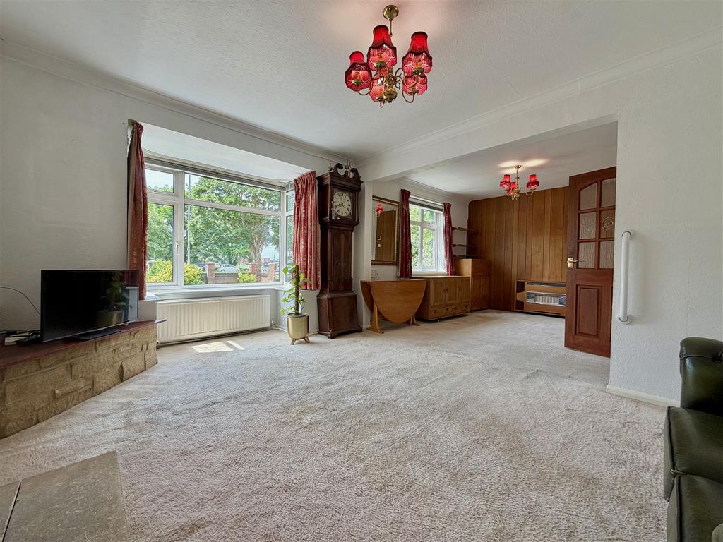 Property photo 3 of 21