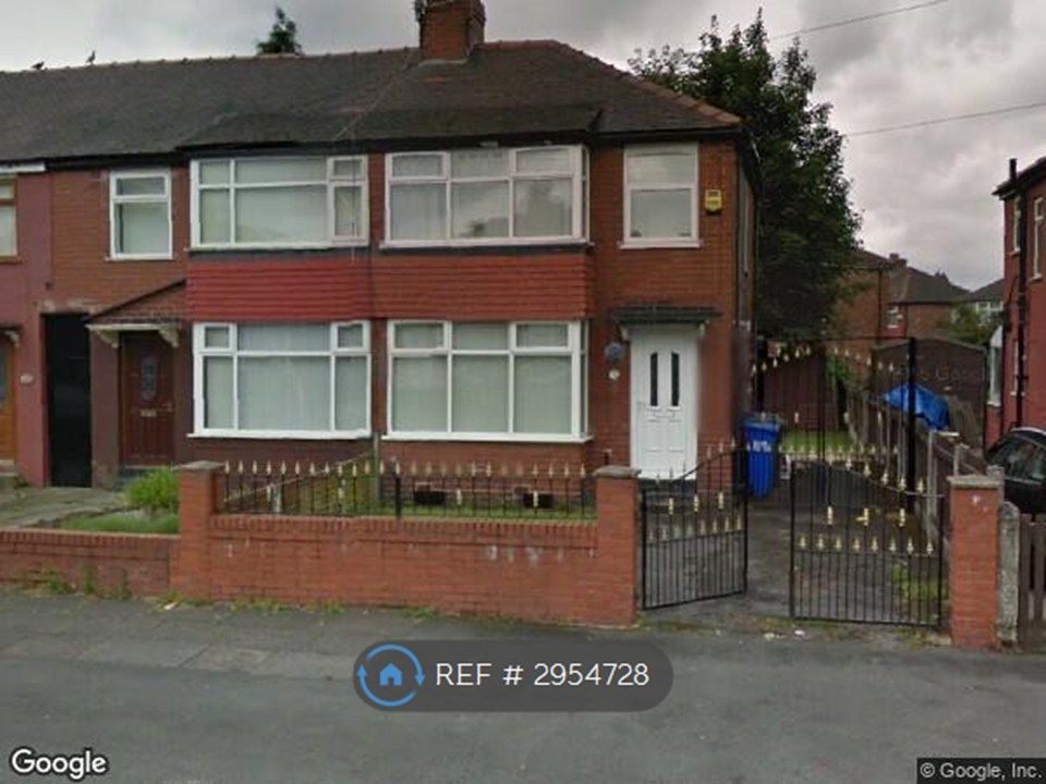 Property photo 1 of 12