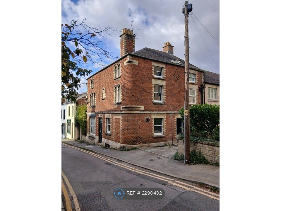 Property photo 1 of 1