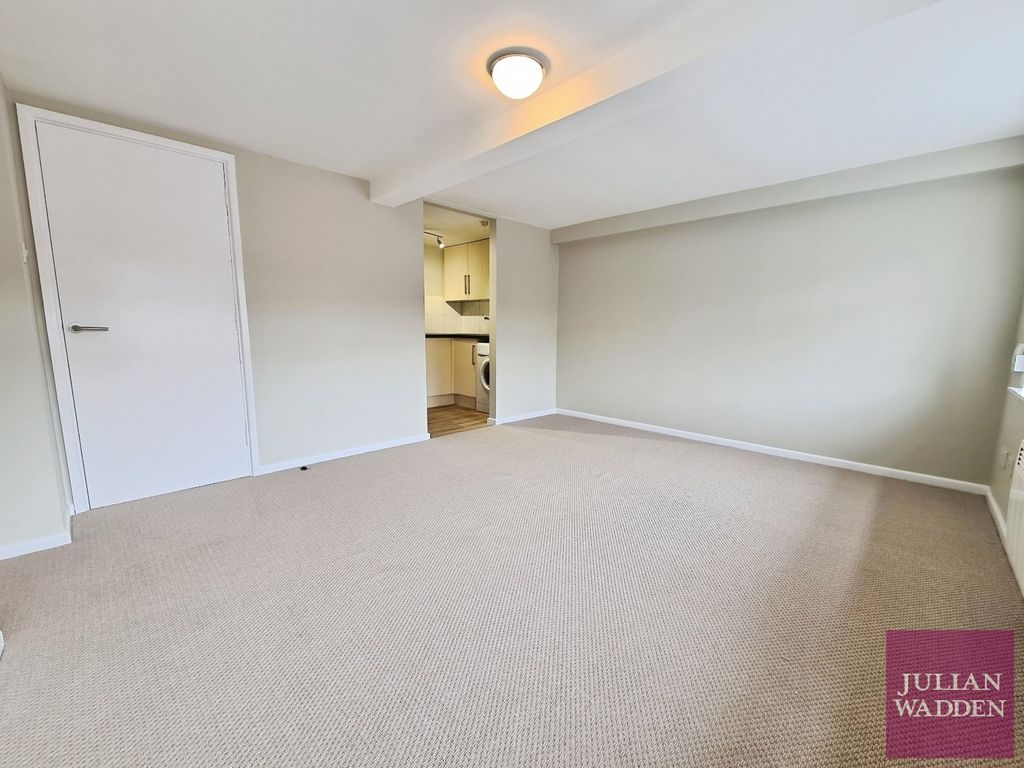 Property photo 3 of 11 Picture No. 08