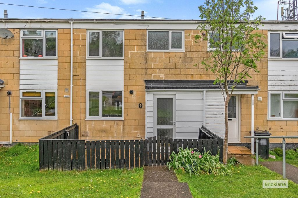 Property photo 1 of 10 Exterior