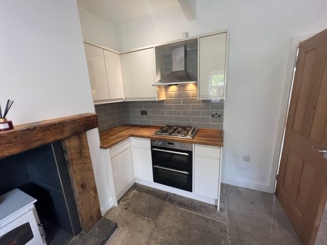 Property photo 2 of 18 Front Description 2