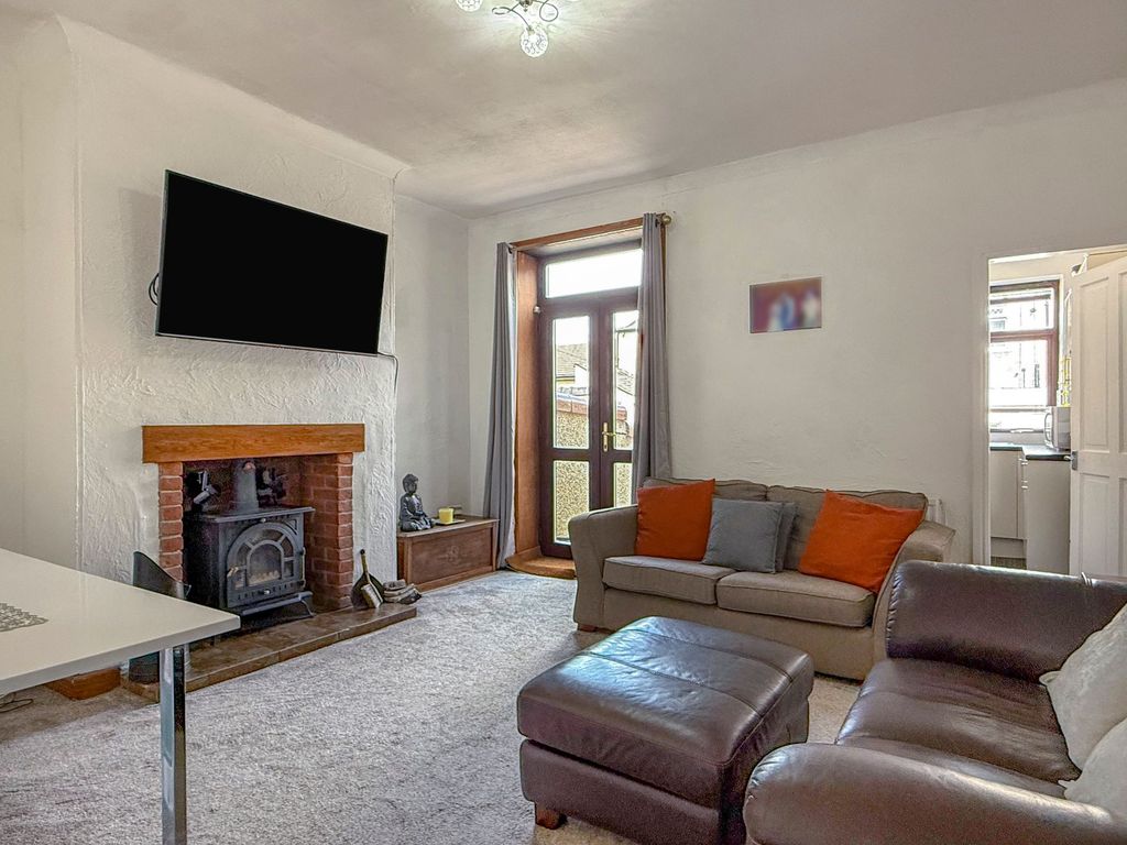 Property photo 2 of 14