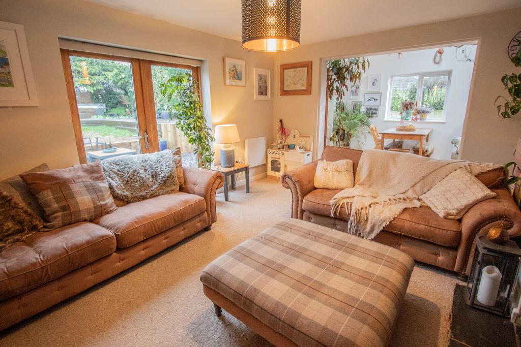 Property photo 3 of 20