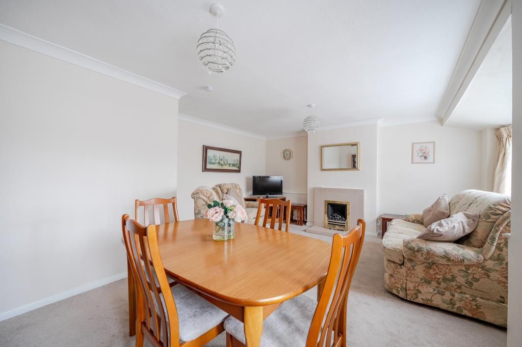 Property photo 3 of 19 Dining Area