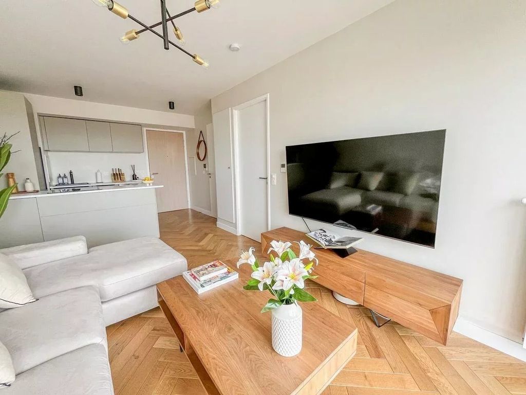 Property photo 1 of 10 High-End Apartment With Balcony – An Exceptional Address In Courbevoie