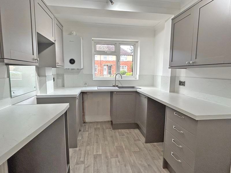 Property photo 3 of 7 Photo 2