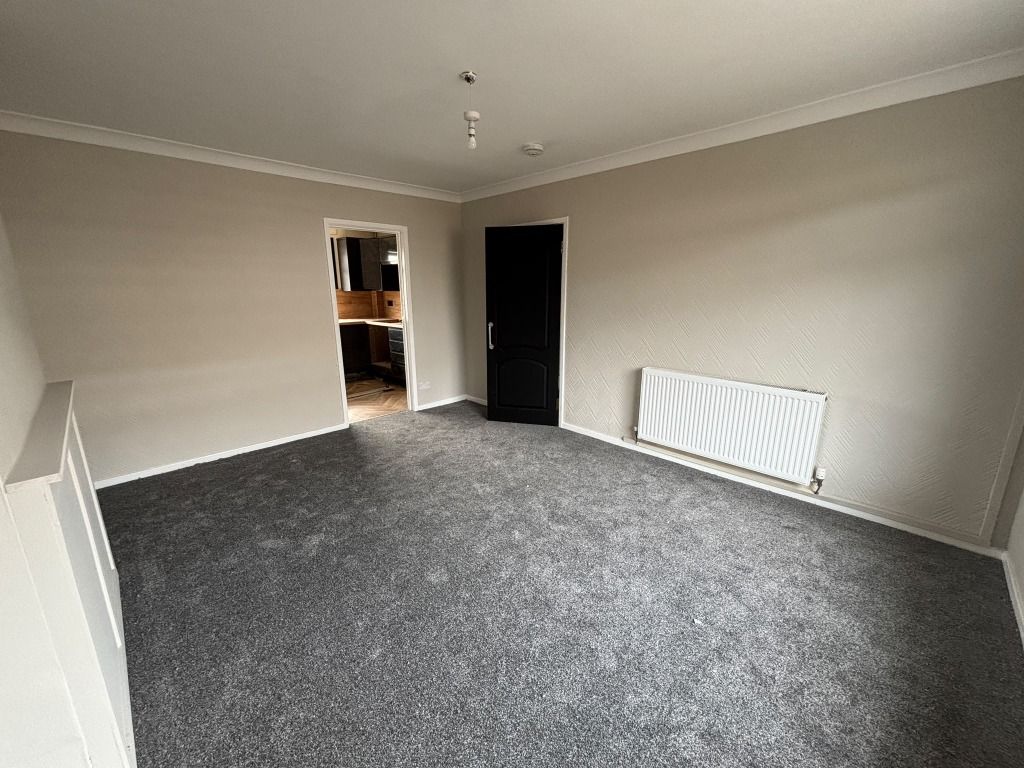 Property photo 3 of 17 Photo 3
