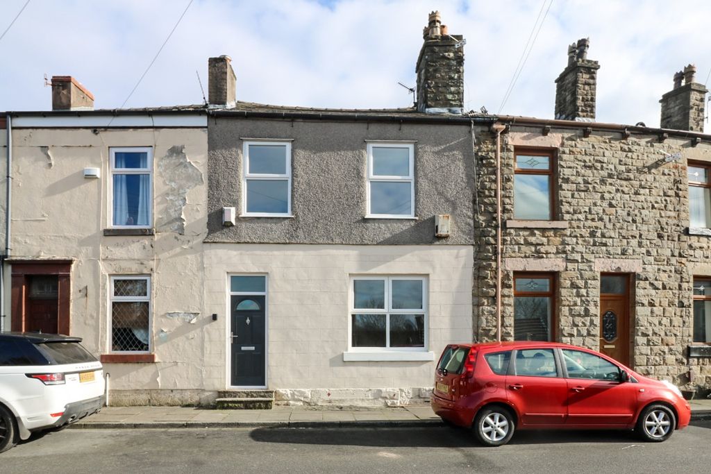 Property photo 1 of 19 4741160