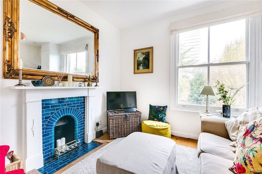 Property photo 2 of 6