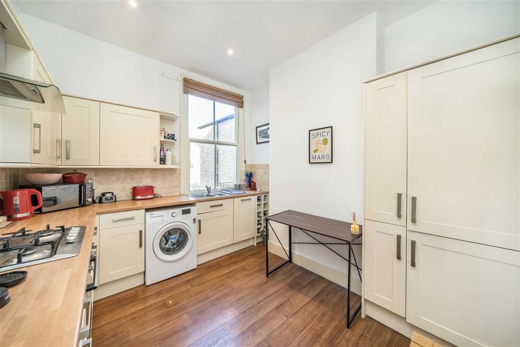 Property photo 3 of 7