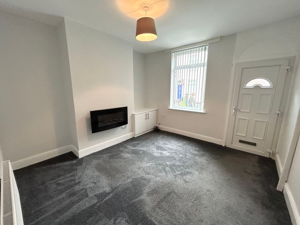 Property photo 1 of 13 Photo 27