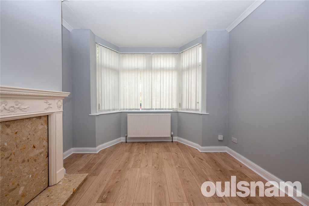 Property photo 3 of 18 Picture No. 02