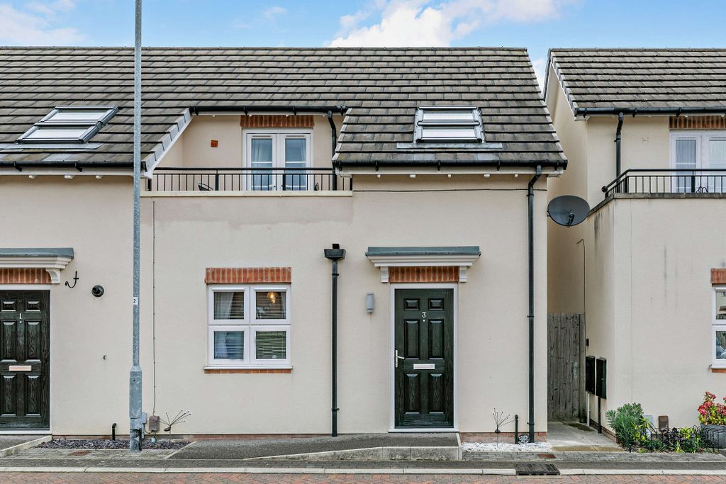 Property photo 1 of 12 Street View