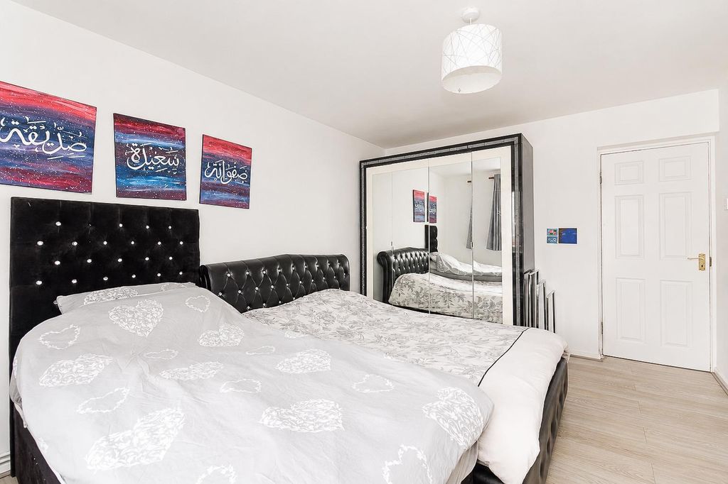 Property photo 3 of 17 3.Jpg