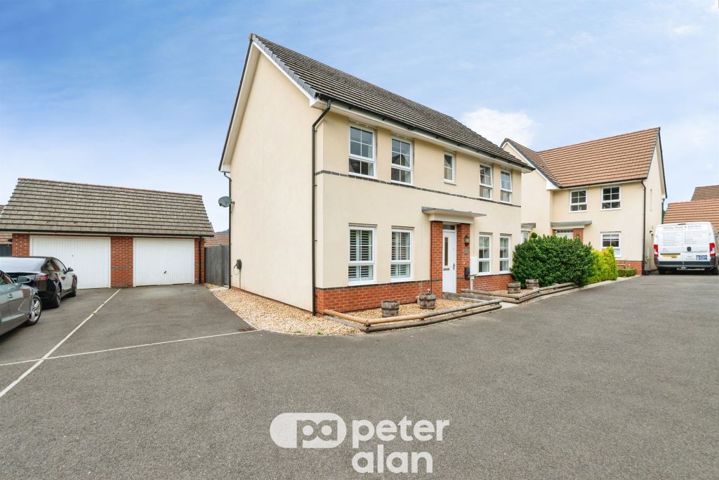Property photo 2 of 34
