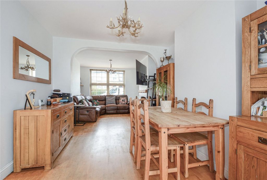 Property photo 3 of 17 Picture No. 08