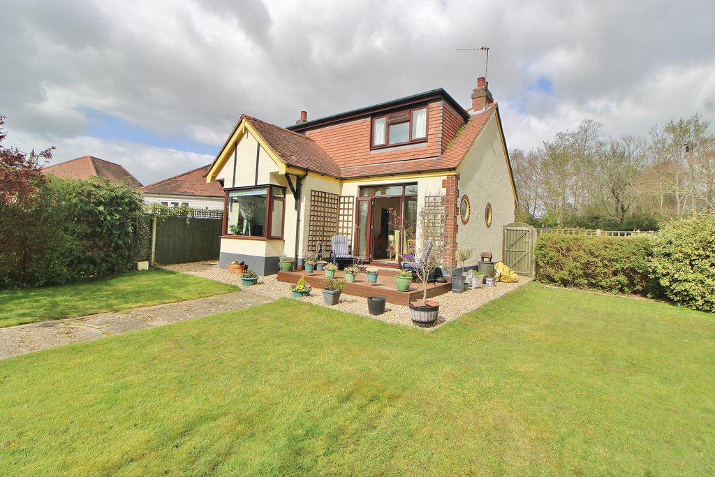 Property photo 1 of 21