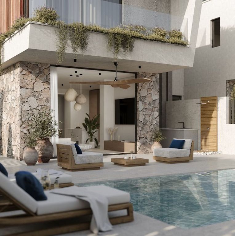 Property photo 2 of 18 Villa & Pool -...