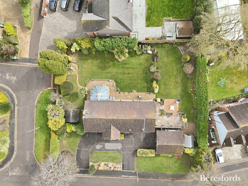 Property photo 2 of 29 Picture No. 21