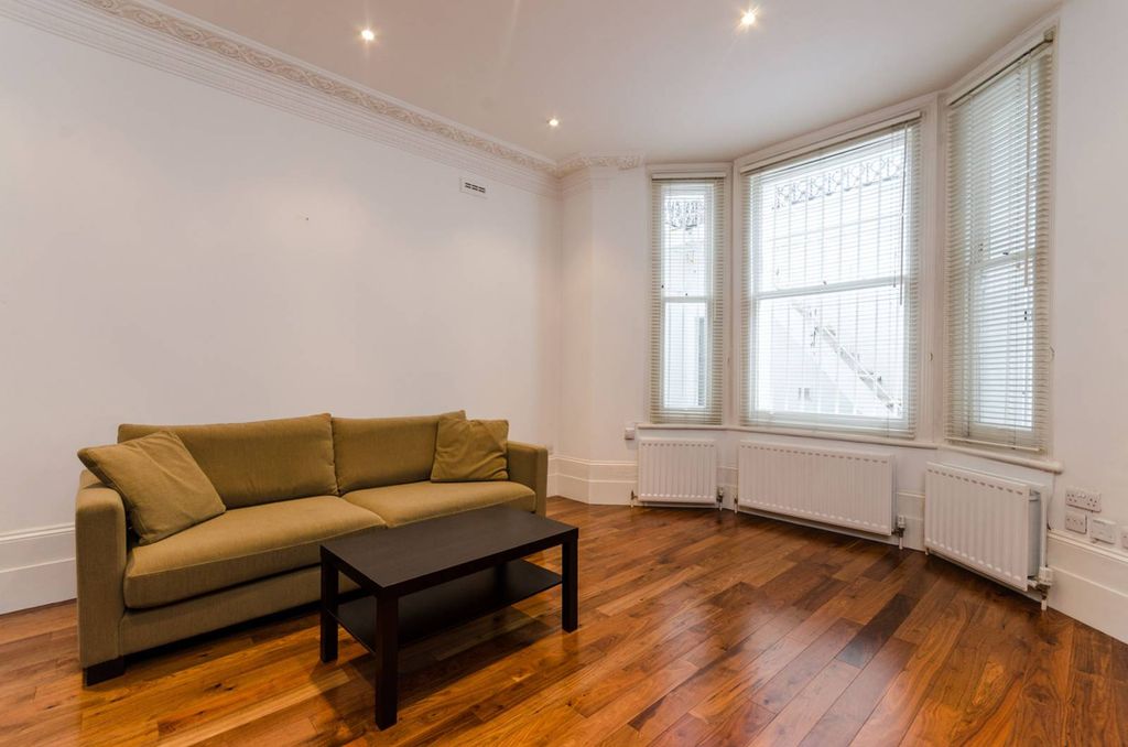 Property photo 2 of 7