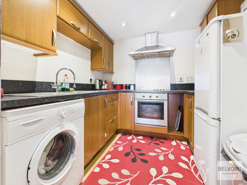 Property photo 3 of 18