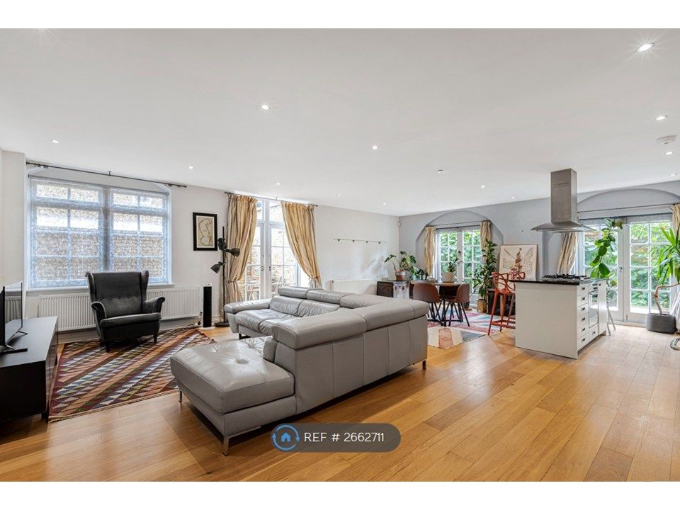 Property photo 1 of 21