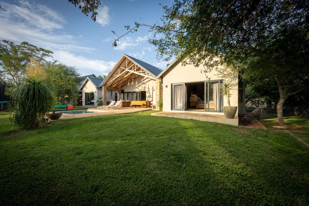 Property photo 1 of 50 1Hs1722735