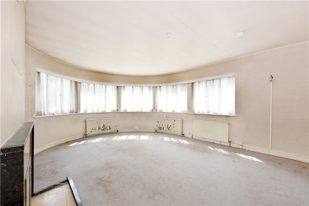 Property photo 2 of 15 Picture No. 11