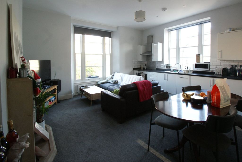 Property photo 2 of 5 Picture No. 05