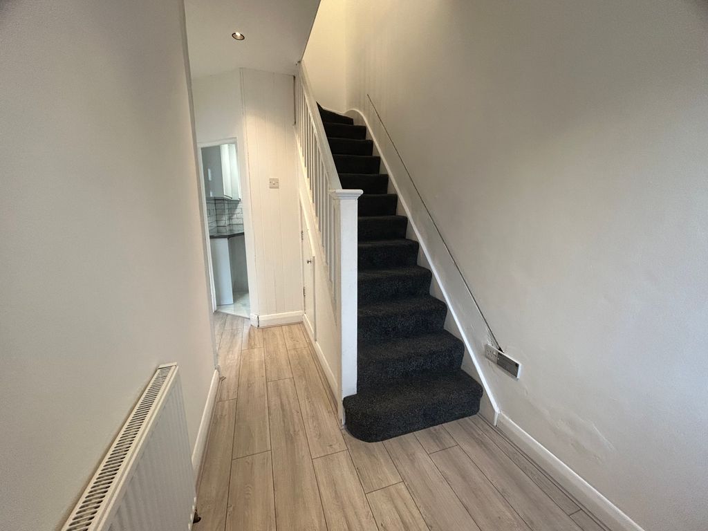 Property photo 2 of 16 Img_2132