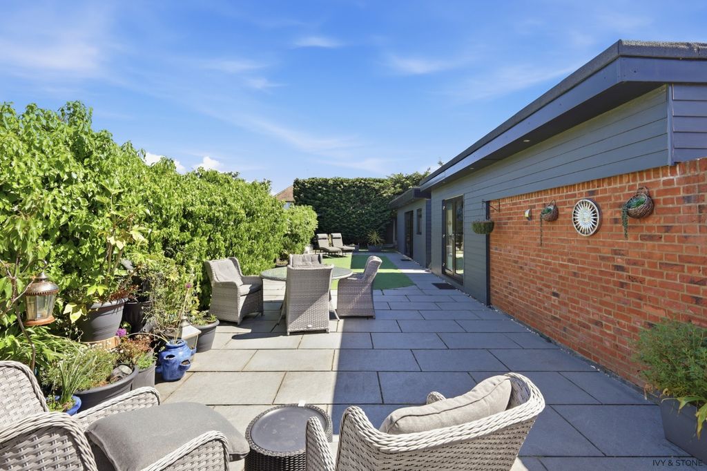 Property photo 3 of 30 4809854