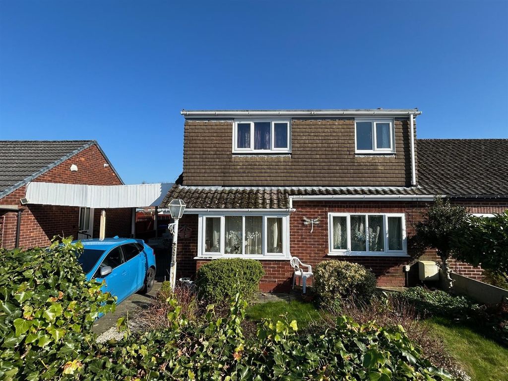 Property photo 1 of 12 Front.Jpg