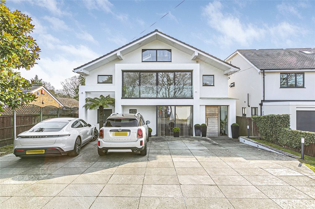 Property photo 1 of 22 Picture No. 35