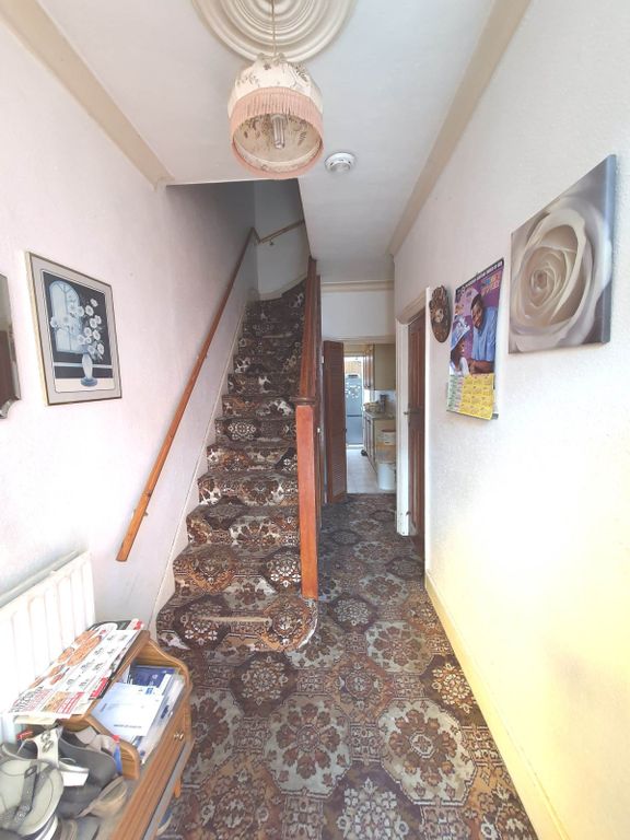 Property photo 2 of 17 Gallery