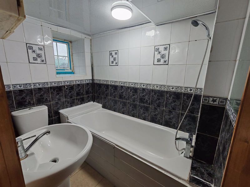 Property photo 3 of 15 Photo 3