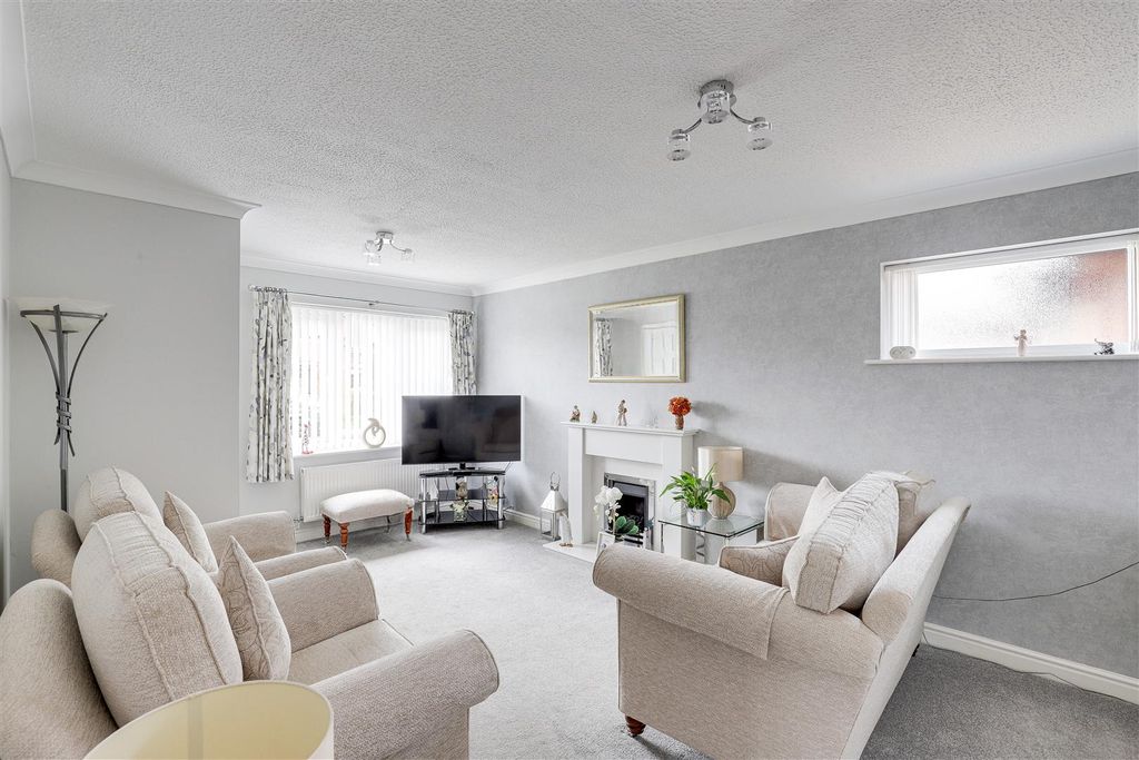 Property photo 2 of 22 6578.Jpg