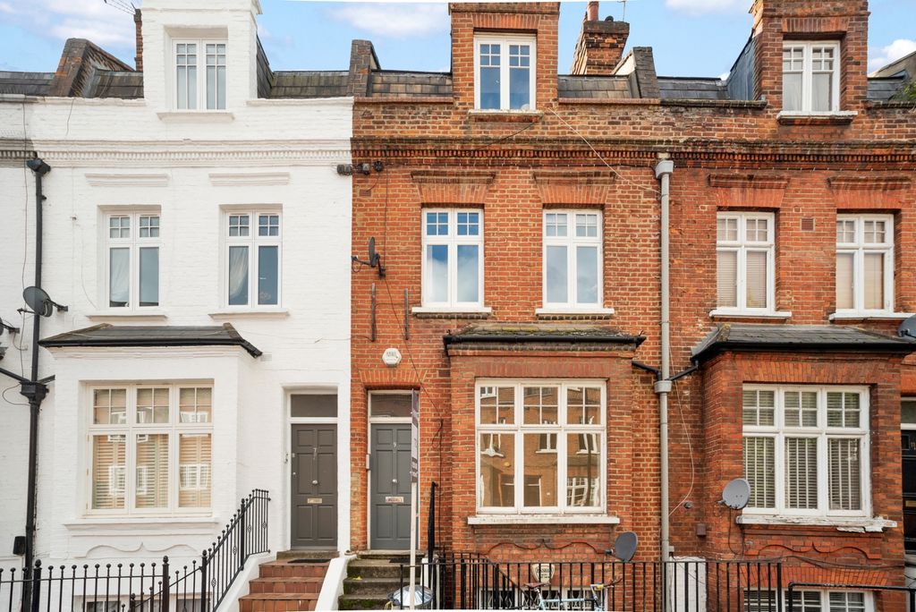 Property photo 1 of 11 Photo 11