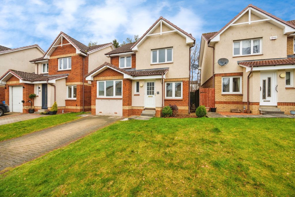 Property photo 1 of 15 The Property