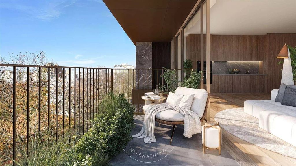 Property photo 1 of 20 Sophistication By The Sea
