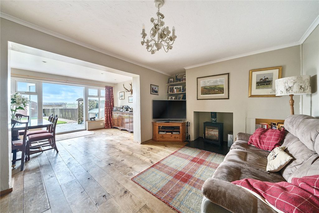 Property photo 2 of 11 Picture No. 21