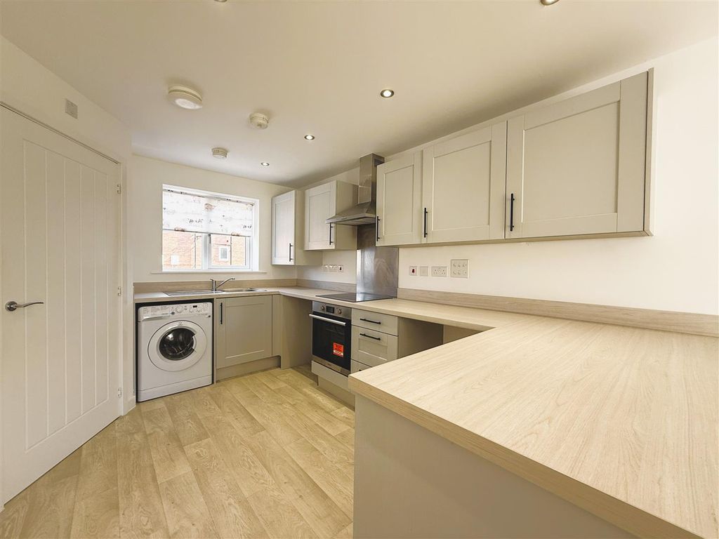 Property photo 2 of 13 Img_6040.Jpg