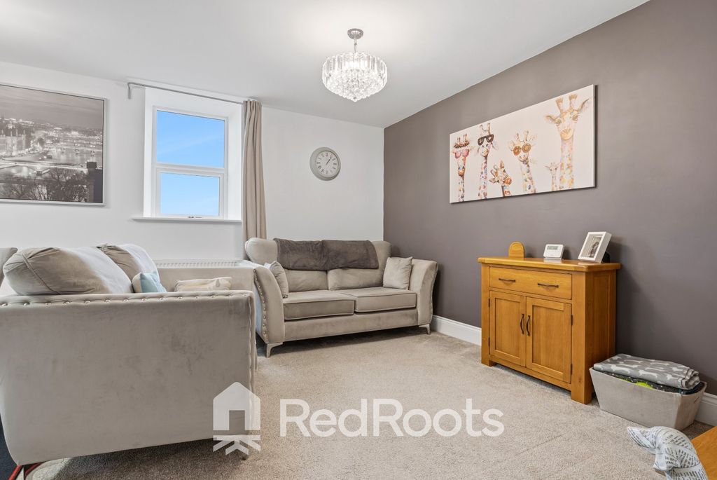 Property photo 3 of 22 4707124